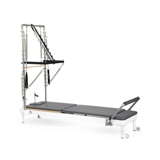 Reformeris Nubium su bokštu ELINA Pilates