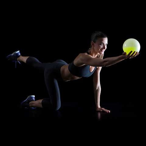 Treniruočių pildytas kamuolys Reax Fluiball 26 cm