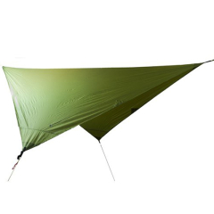 Jumta pārsegs MoonTarp Ticket to the Moon – ūdensnecaurlaidīgs ripstop neilons, 248×248 cm, piemērots lielākajai daļai piekaramo gultu, ar somiņu, auklām un mietiņiem.
